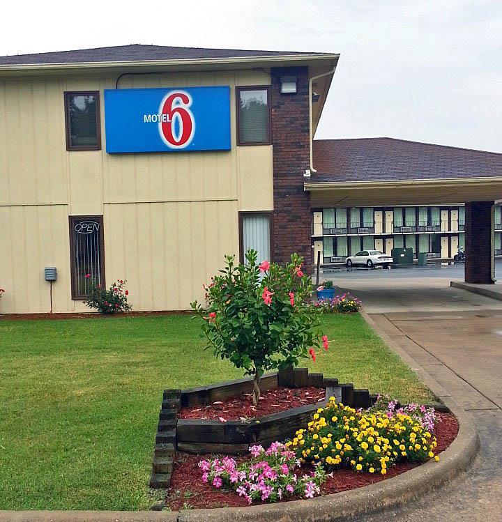 The Metropolitan Hotel Branson Exterior photo